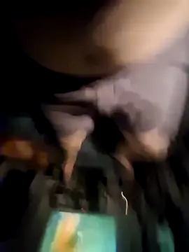 rexcherry69 online show from November 26, 2025, 3:35 pm