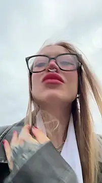 Sugar Pop online show from March 29, 2026, 3:01 pm