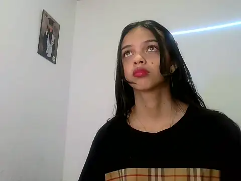 lucy babyy online show from November 3, 2025, 6:09 pm