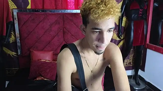 Latin straight0 online show from October 17, 2025, 3:14 pm