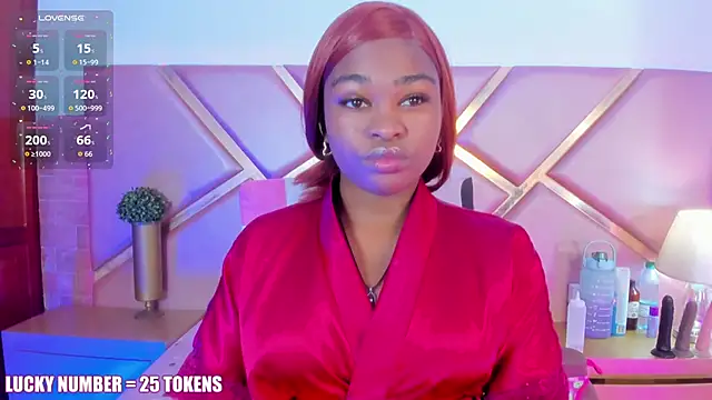 SophieSinclair online show from April 18, 2026, 1:04 pm