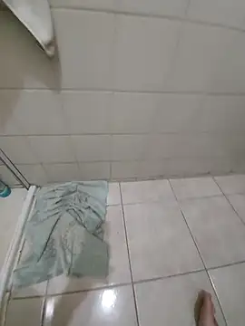 RoddieX online show from October 3, 2025, 3:42 pm