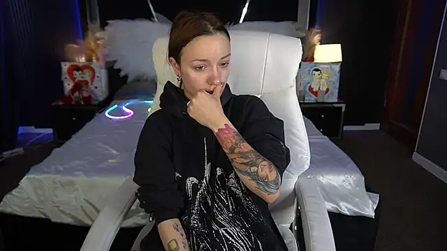 FoxyMayy online show from February 22, 2026, 9:08 am