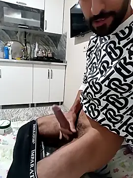 Snapshot of Favoriniz65 chatting on October 8, 2025, 6:38 pm Favoriniz65 online show from October 8, 2025, 6:38 pm