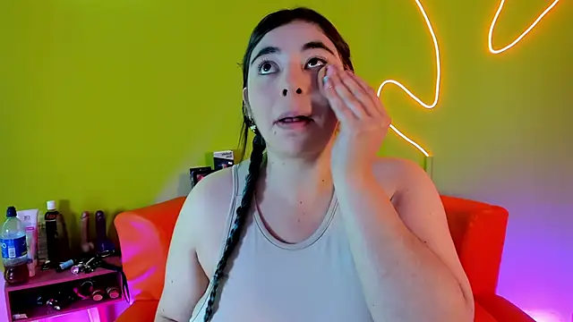 Bagiolett online show from October 10, 2025, 2:16 pm