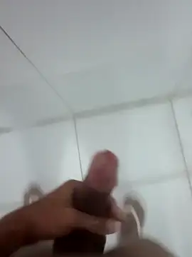 Carraraputo online show from November 22, 2025, 12:31 am