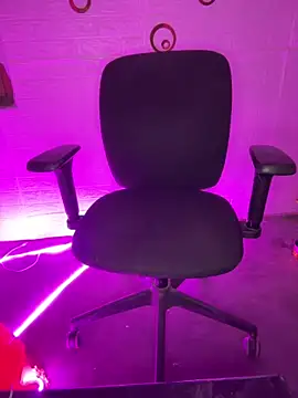 Snapshot of The_Lustful_Desire chatting on October 10, 2025, 5:56 pm The Lustful Desire online show from October 10, 2025, 5:56 pm