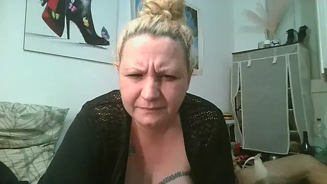 Snapshot of Bakala93 chatting on May 10, 2026, 1:55 am Bakala93 online show from May 10, 2026, 1:55 am