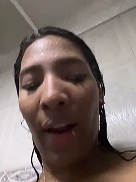 Snapshot of lilith_storm chatting on October 4, 2025, 8:29 pm lilith storm online show from October 4, 2025, 8:29 pm