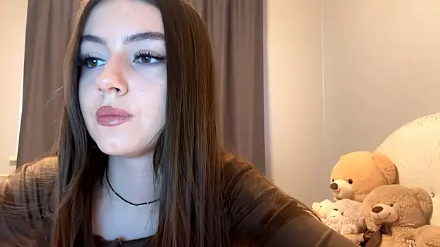 CatherinDream online show from November 4, 2025, 3:27 am