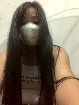 Heidi-i online show from October 16, 2025, 8:43 pm