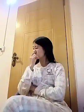 Snapshot of luy-xinh02 chatting on October 5, 2025, 1:09 pm luy-xinh02 online show from October 5, 2025, 1:09 pm