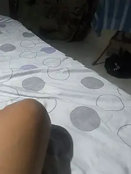 maxeroticx online show from June 28, 2026, 6:52 am