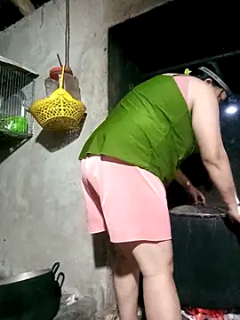 riso-00 online show from March 31, 2026, 1:44 pm