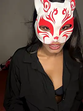 Mira SL online show from November 23, 2025, 1:33 pm