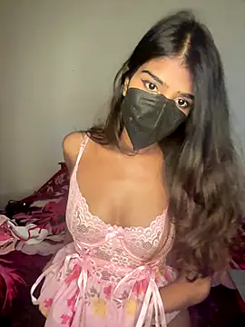 Mira SL online show from December 17, 2025, 6:36 pm