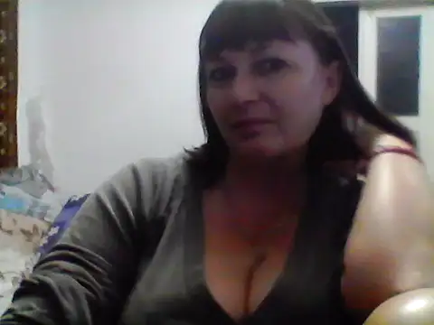 MariannaLove759 online show from October 17, 2025, 2:41 pm