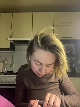 MartaLuna  online show from February 12, 2026, 6:25 pm