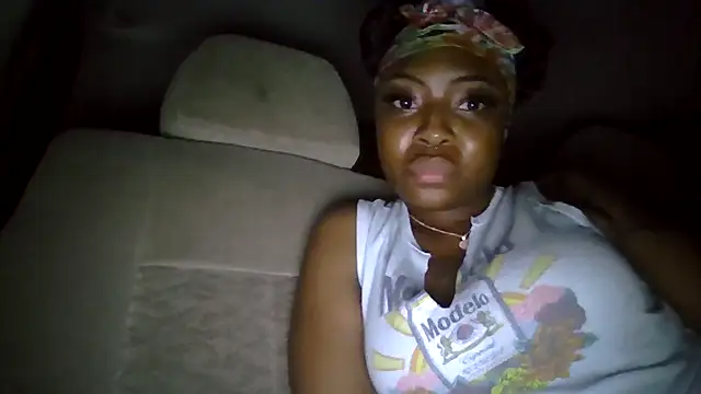 Snapshot of Cocochanel4567 chatting on September 25, 2025, 12:20 pm Cocochanel4567 online show from September 25, 2025, 12:20 pm