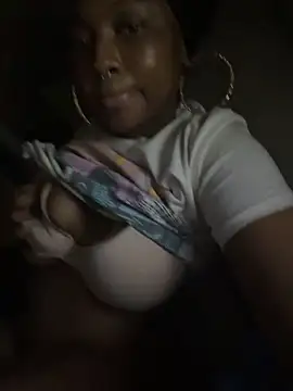 Snapshot of Cocochanel4567 chatting on September 26, 2025, 8:51 am Cocochanel4567 online show from September 26, 2025, 8:51 am