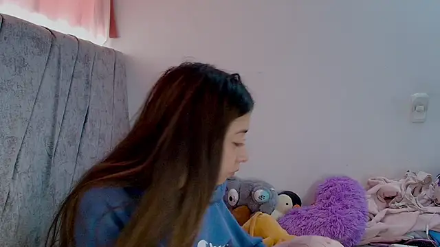 kimmy vegga2 online show from October 21, 2025, 3:57 pm