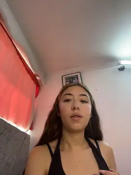 kimmy vegga2 online show from November 5, 2025, 3:56 pm