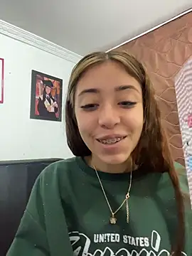 kimmy vegga2 online show from November 15, 2025, 7:54 pm