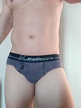 Snapshot of brankinho28 chatting on September 19, 2025, 12:50 pm brankinho28 online show from September 19, 2025, 12:50 pm