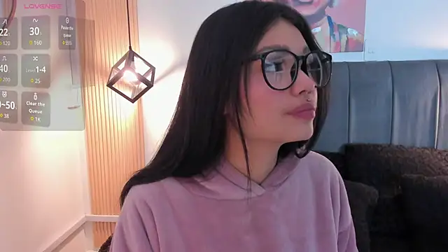 Evaa rosee  online show from October 2, 2025, 11:39 am