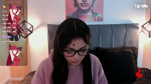 Evaa rosee  online show from October 8, 2025, 11:41 am