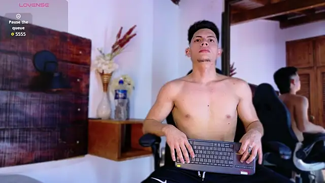 JhosuaVega online show from March 25, 2026, 2:50 am