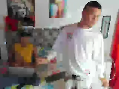 xxKamadevaxx online show from May 6, 2026, 2:33 pm
