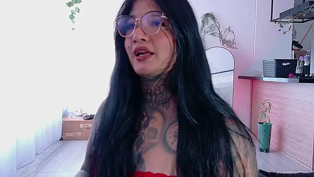 Unatatuada online show from October 21, 2025, 7:14 pm