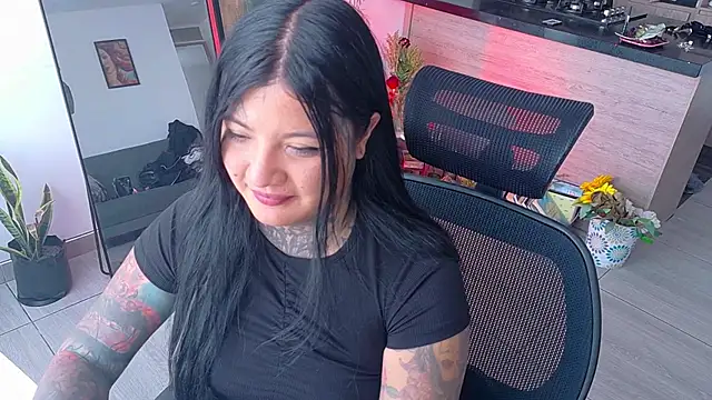 Unatatuada online show from December 2, 2025, 7:20 pm