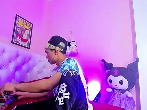 EL VENEZOLANO 22CM online show from December 22, 2025, 8:06 pm