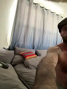 skip69xxx online show from April 16, 2026, 11:18 pm