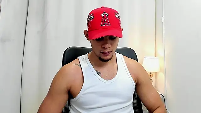 XBOY FANTASYX online show from October 7, 2025, 12:24 pm