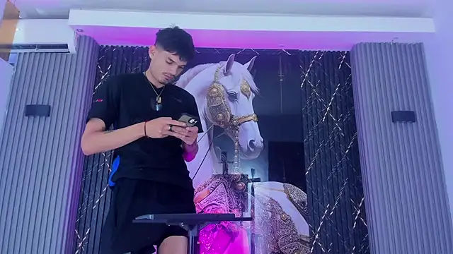 Snapshot of Iam_Steven chatting on December 4, 2025, 11:19 am Iam Steven online show from December 4, 2025, 11:19 am