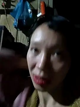 bonnie-00 online show from November 1, 2025, 12:40 pm