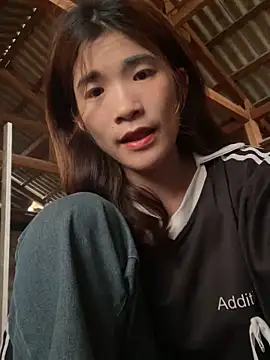 Snapshot of Mina-pusy chatting on April 1, 2026, 8:04 am Mina-pusy online show from April 1, 2026, 8:04 am