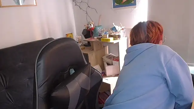 Miacatsito3 online show from February 12, 2026, 7:53 pm