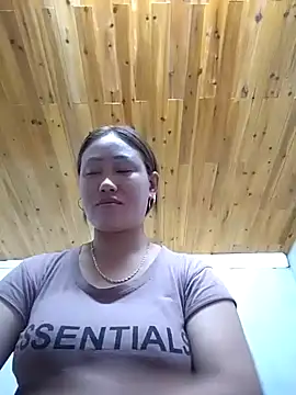 Snapshot of Dung_x chatting on February 17, 2026, 1:29 pm Dung x online show from February 17, 2026, 1:29 pm