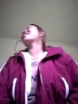 Snapshot of Dung_x chatting on February 18, 2026, 2:51 am Dung x online show from February 18, 2026, 2:51 am