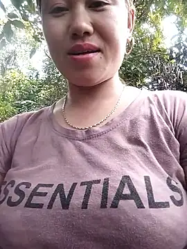 Snapshot of Dung_x chatting on March 1, 2026, 5:09 am Dung x online show from March 1, 2026, 5:09 am