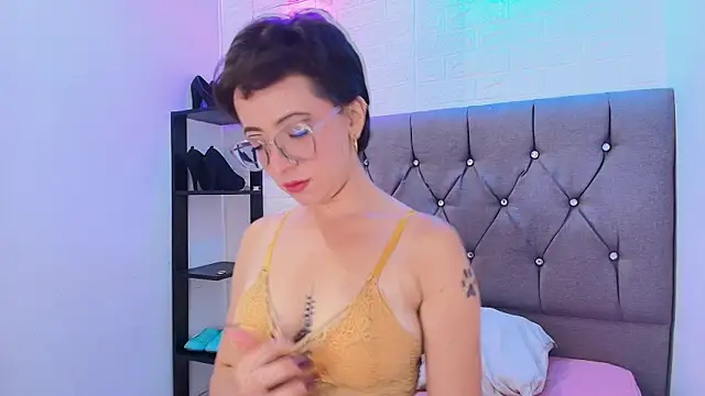 angel noir1 online show from July 23, 2026, 7:56 pm