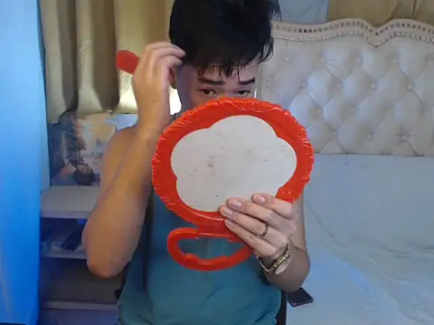 Snapshot of mr_chandy chatting on October 22, 2025, 10:48 am mr chandy online show from October 22, 2025, 10:48 am