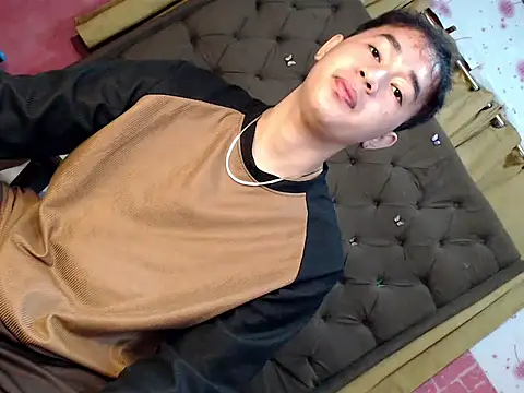 Snapshot of mr_chandy chatting on February 20, 2026, 10:54 pm mr chandy online show from February 20, 2026, 10:54 pm