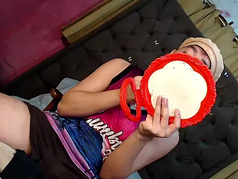 Snapshot of mr_chandy chatting on February 24, 2026, 10:52 pm mr chandy online show from February 24, 2026, 10:52 pm