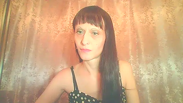 Snapshot of Irivana chatting on October 5, 2025, 6:06 pm Irivana online show from October 5, 2025, 6:06 pm