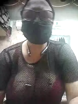 thehotlady online show from November 4, 2025, 7:51 am